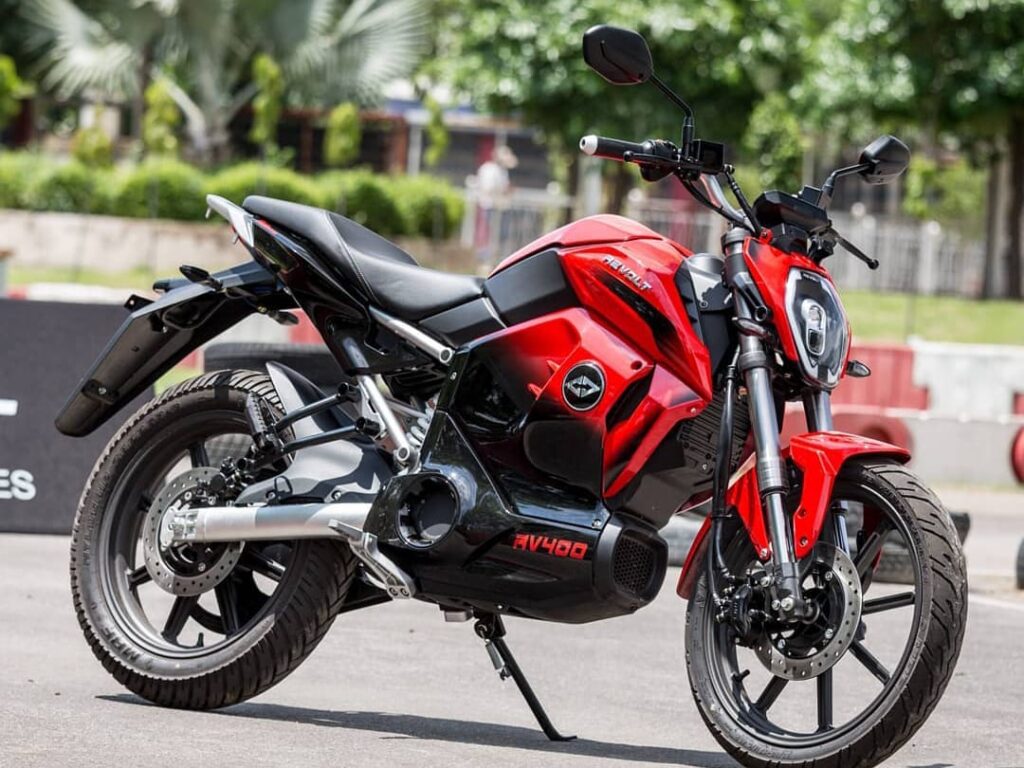 Revolt RV 400 Electric Bike Features In Hindi